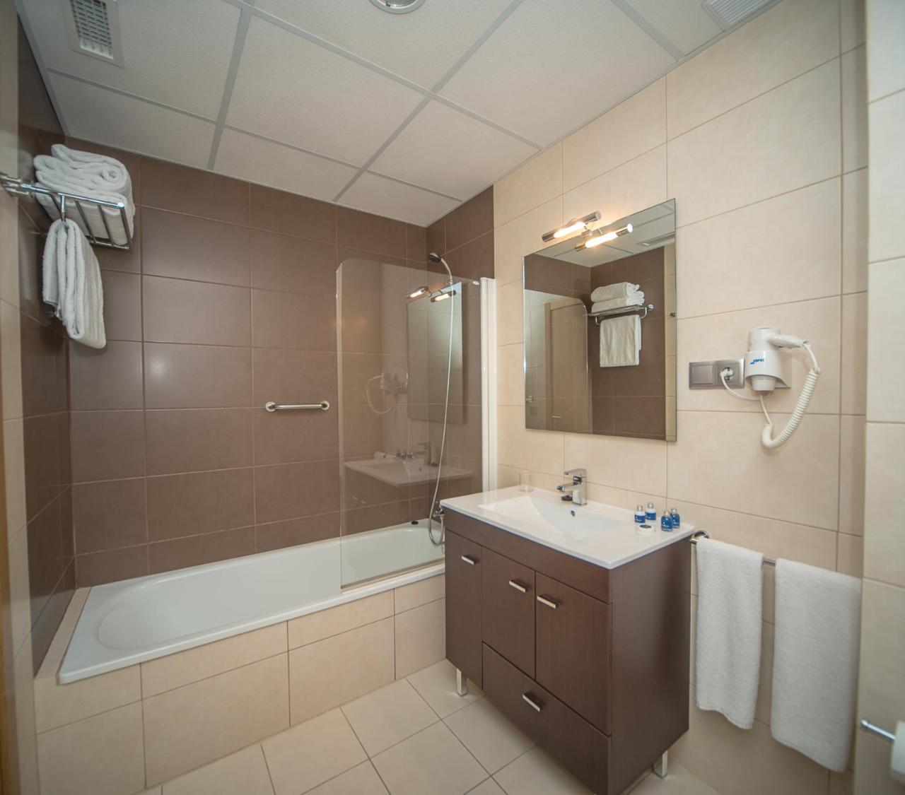 Apartahotel & Spa Jacetania Jaca Buitenkant foto